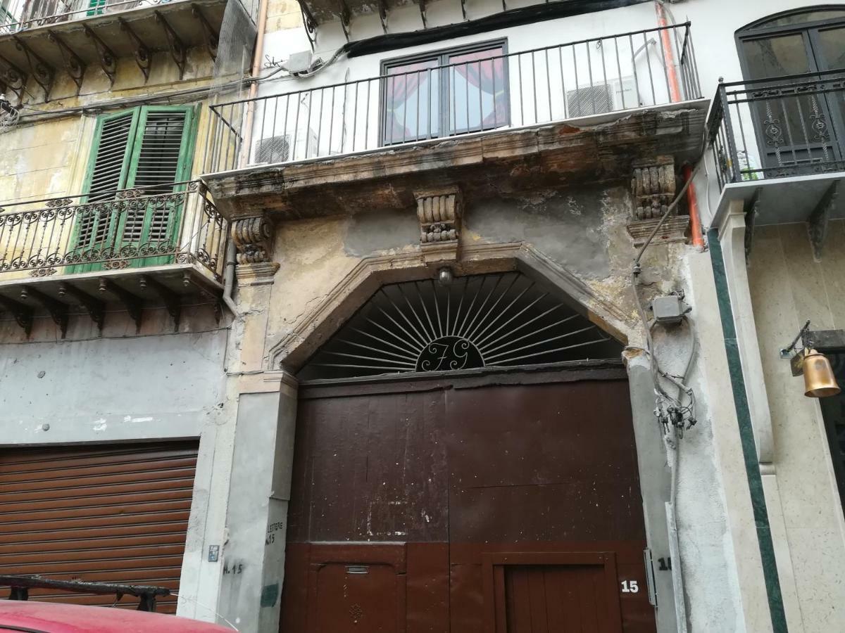 パレルモCasa In Palazzo Graffeo Svenアパートメント エクステリア 写真